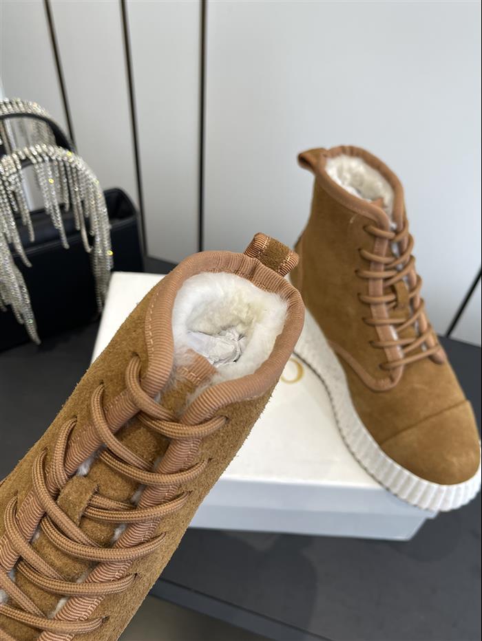 20251128165025180 290